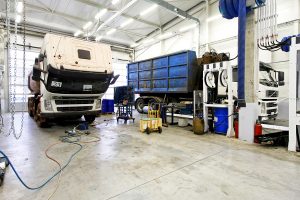 Commercial vehicle workshop